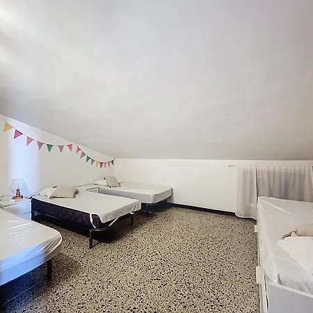 Peni 168a - Belle Maison Avec Piscine * Empuriabrava