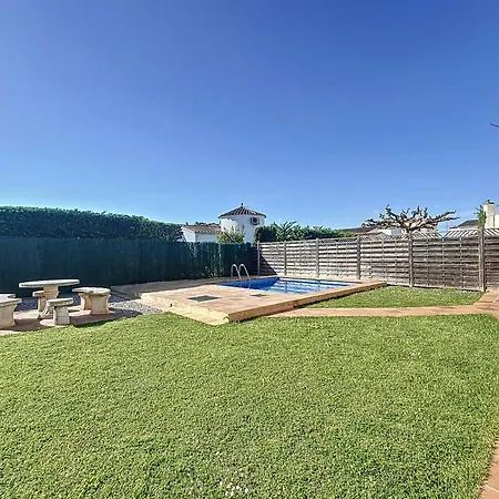 Hébergement de vacances Peni 168a - Belle Maison Avec Piscine Empuriabrava