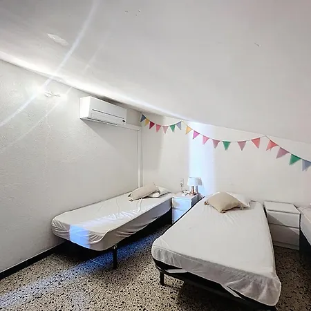 Peni 168a - Belle Maison Avec Piscine Nyaraló *